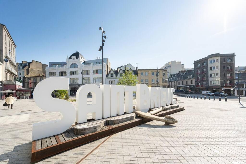 Appartement Au Coeur De Saint-Brieuc Zewnętrze zdjęcie